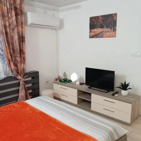 Nana Apartment